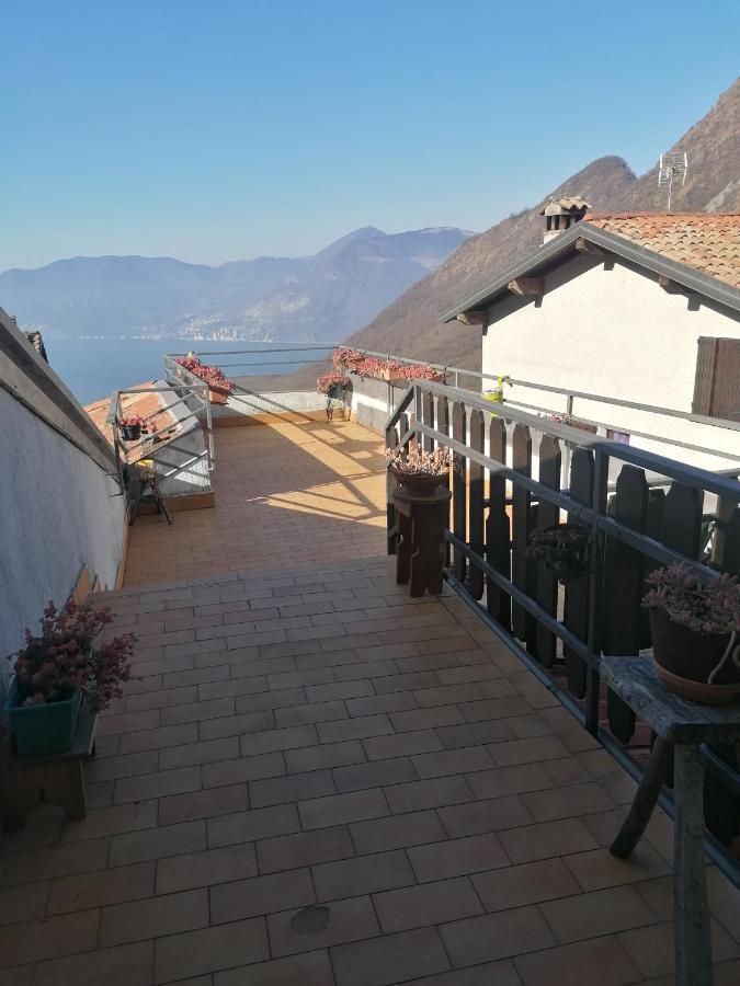 Casa Vacanze 'La Piazza' Villa Zone Exterior photo